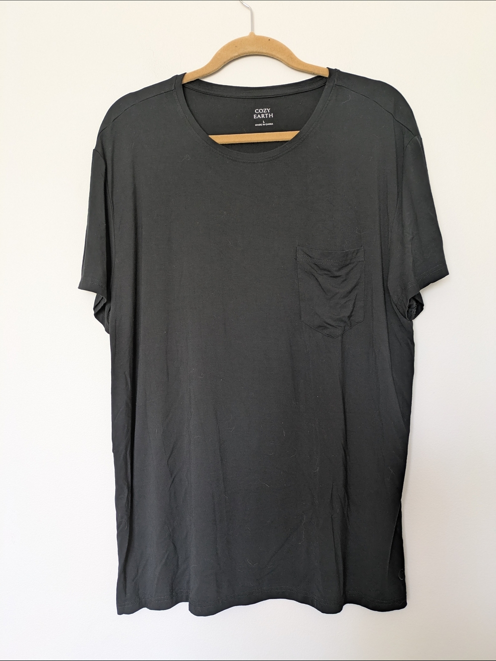 Cozy Earth Men's Black Pocket Short-Sleeve Tee